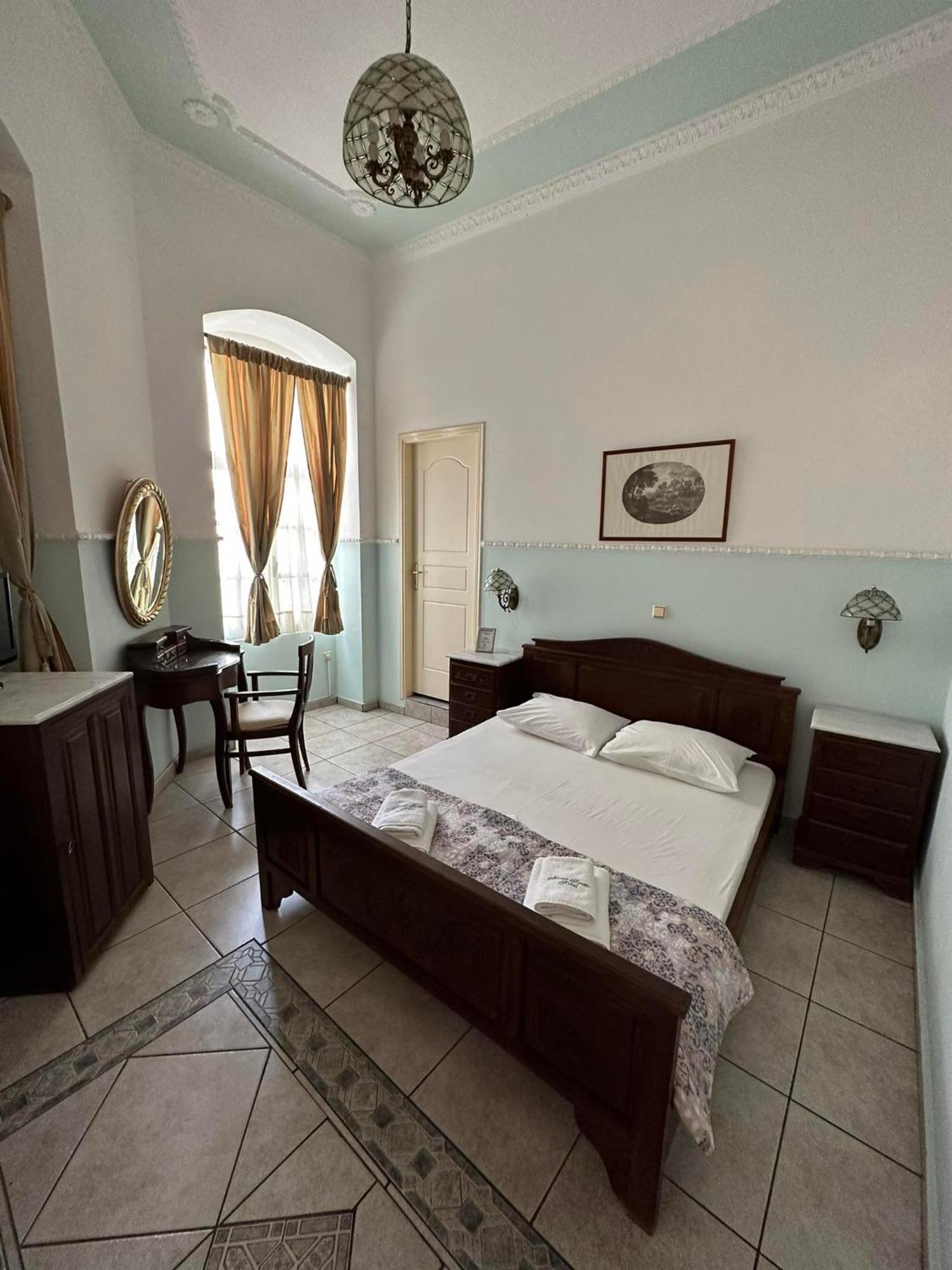 Hotel Monte Kristo Ermupoli Exteriér fotografie