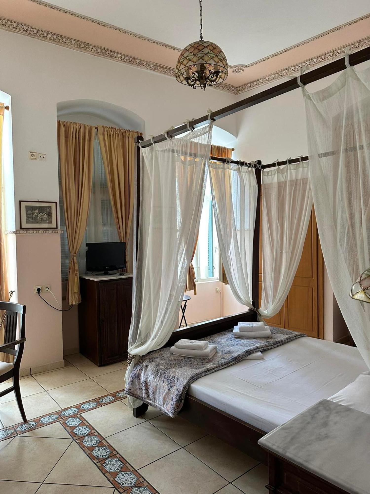 Hotel Monte Kristo Ermupoli Exteriér fotografie